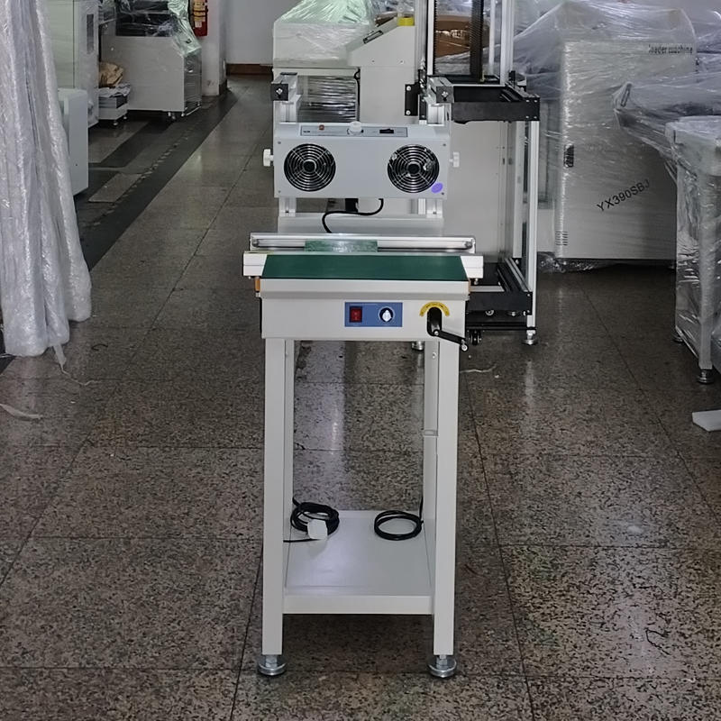 PCB Conveyor with Ion Blower