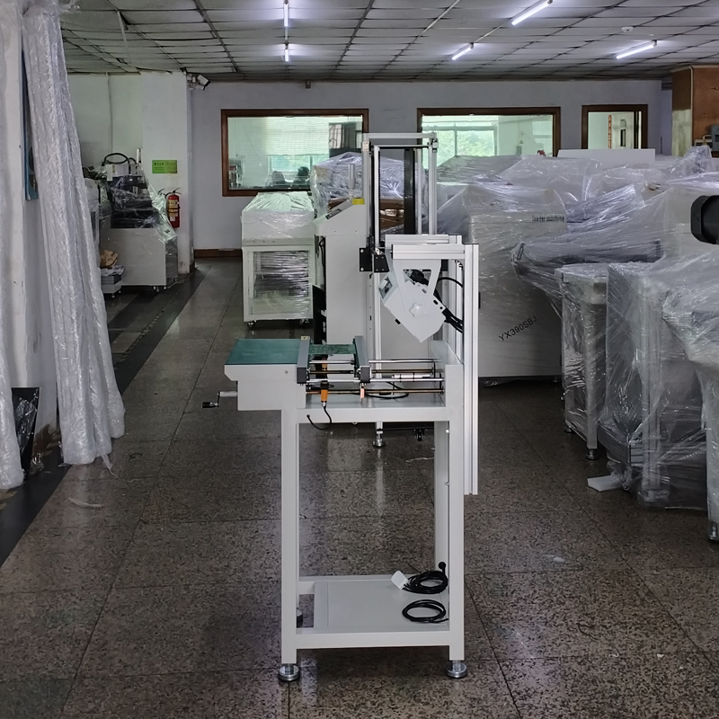 PCB Conveyor with Ion Blower