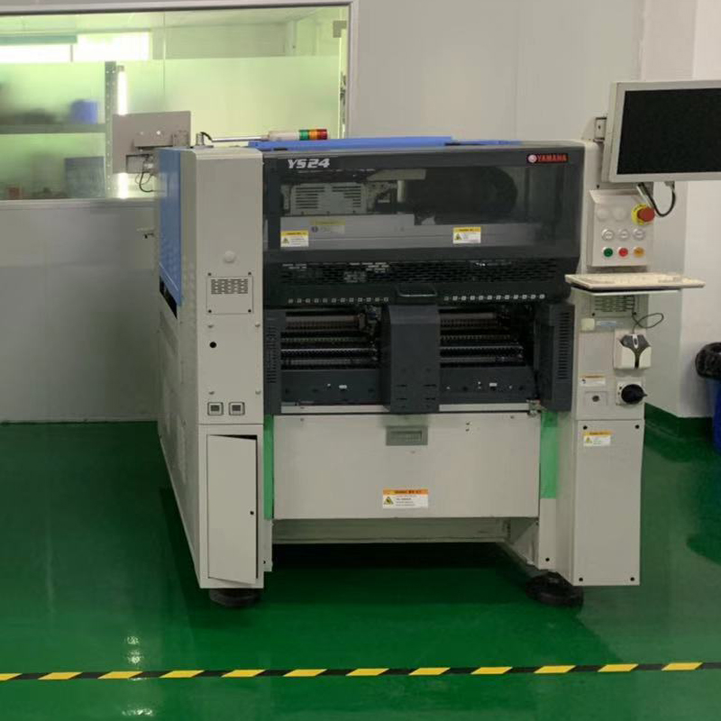 YAMAHA Pick and Place Machine